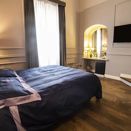 Relais San Lorenzo In Lucina