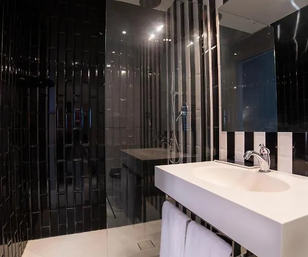 Gasthuis Relais San Lorenzo In Lucina Rome