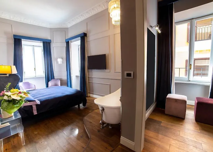 Relais San Lorenzo In Lucina רומא