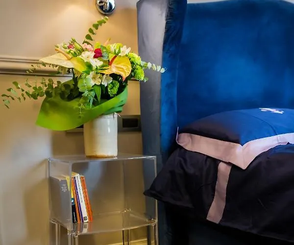 Gasthuis Relais San Lorenzo In Lucina Rome