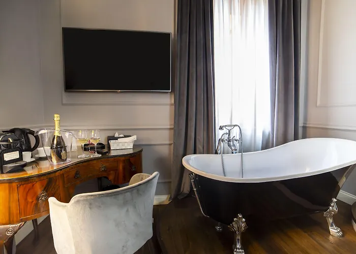 Relais San Lorenzo In Lucina Gasthuis