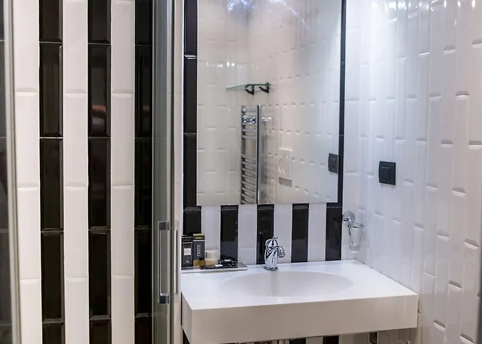 בית הארחה Relais San Lorenzo In Lucina רומא