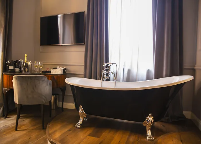 Relais San Lorenzo In Lucina Gasthuis